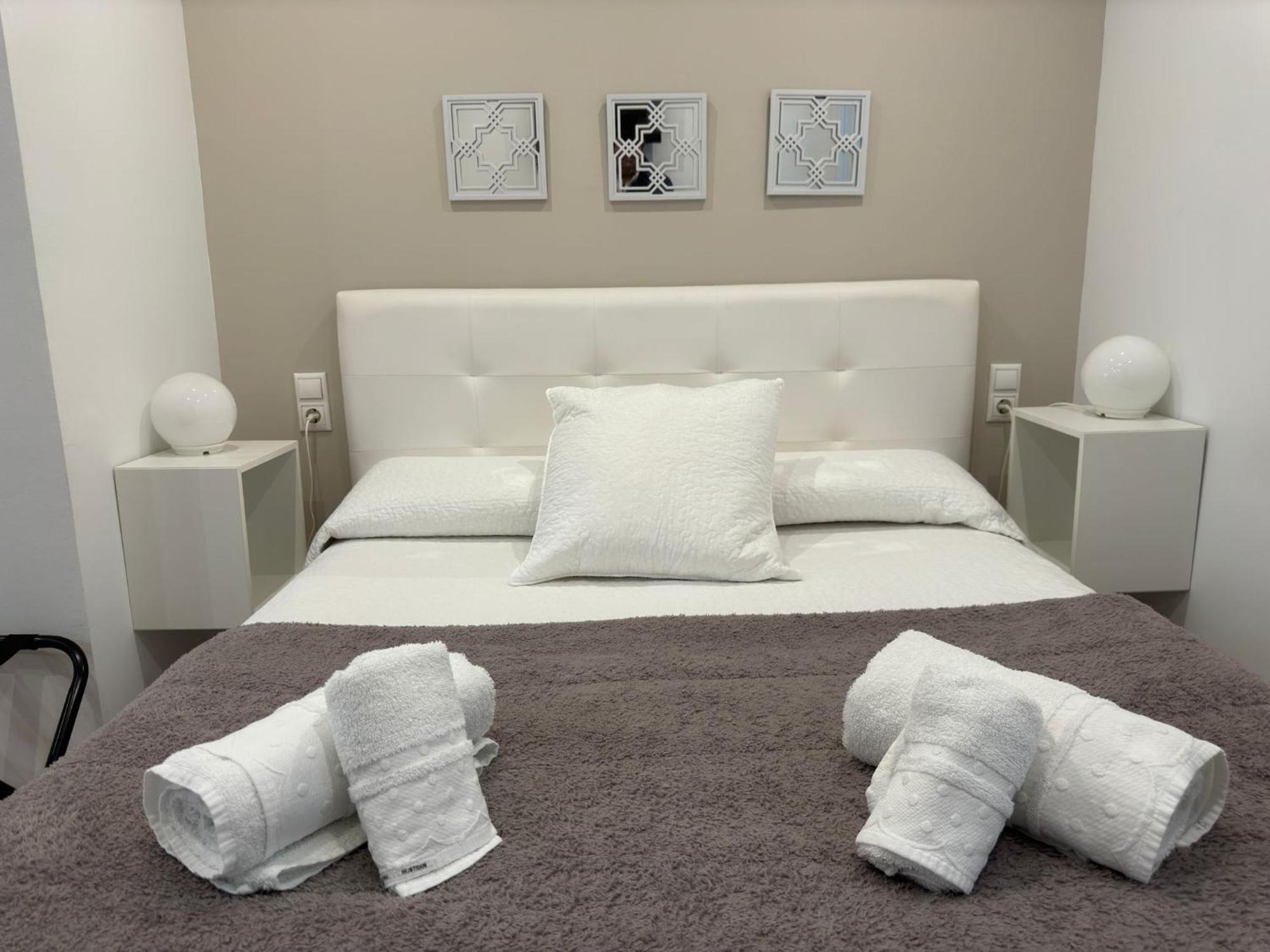 Apartamento Medina-Azahara กอร์โดบา ภายนอก รูปภาพ